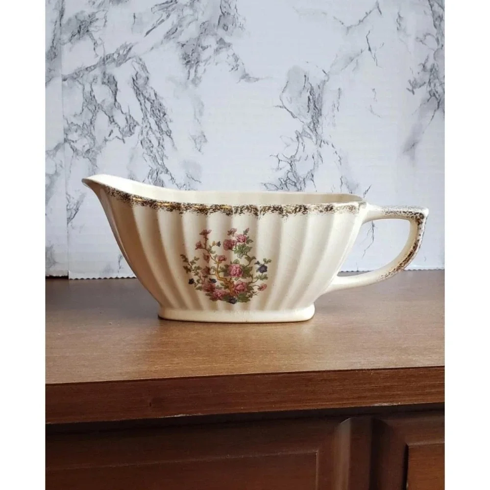 Vintage gravy boat, floral‎ design